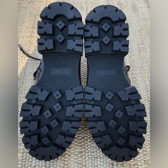 NWOT V-ITALIA s37 Euro blk/gray metallic combat boots Gorgeous! Leather in/out - Picture 7 of 7